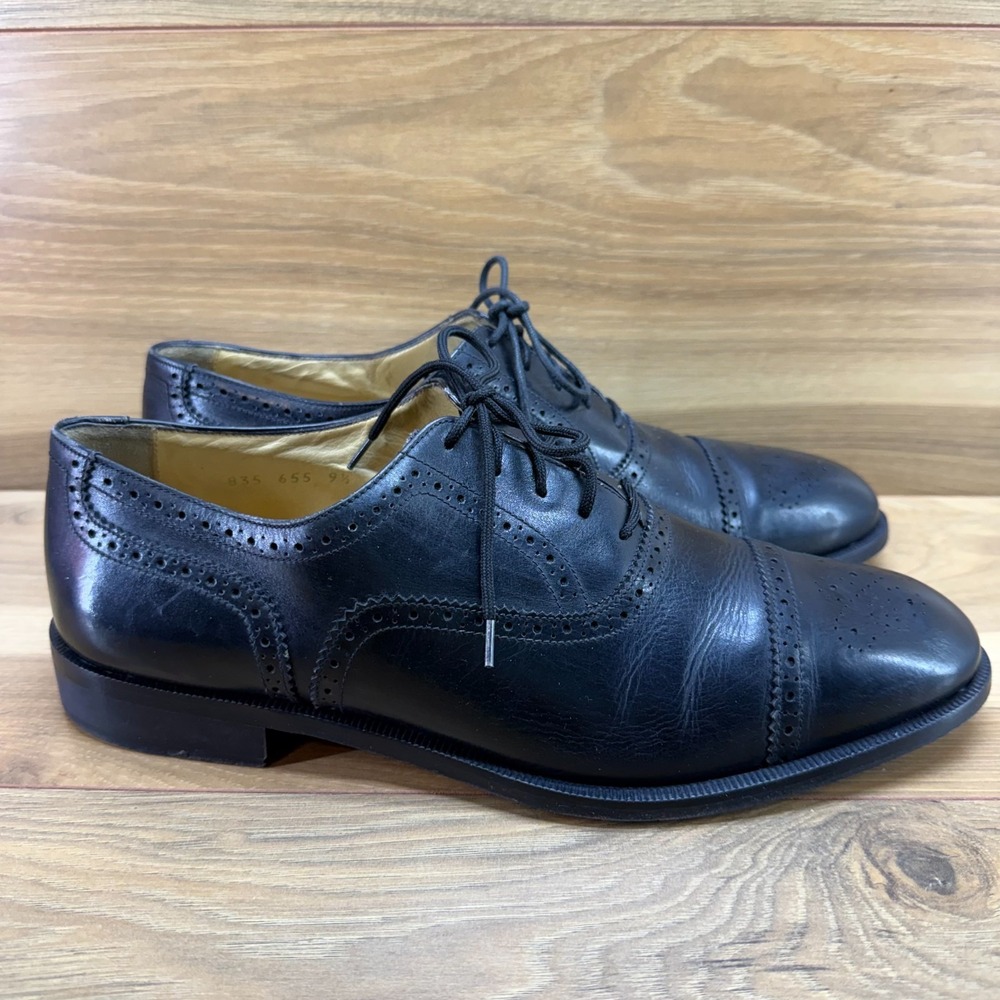 Giorgio Armani Medallion Oxford Mens 9.5 Black Leather Dress Cap Toe Business